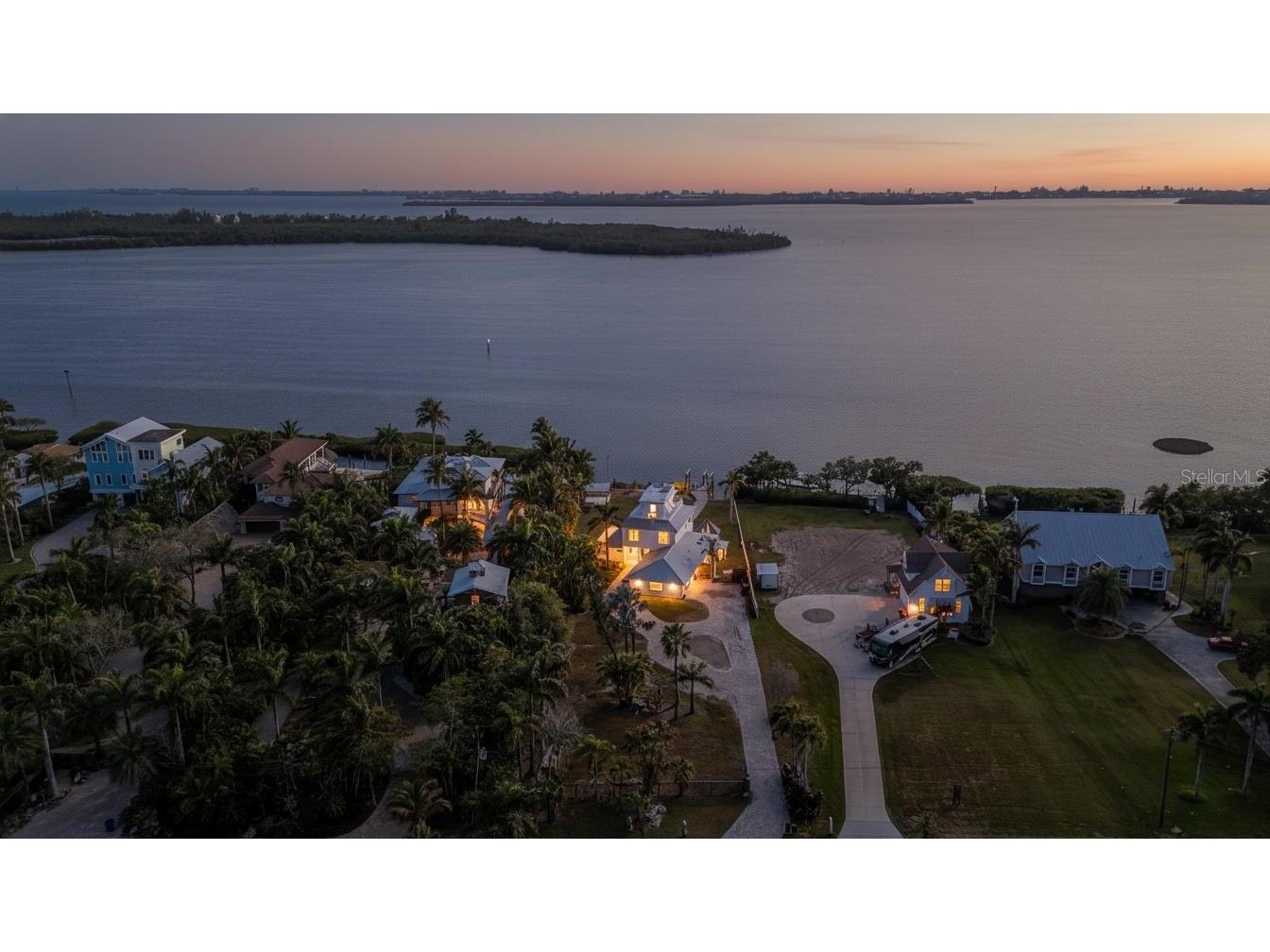 10218 46th Avenue W Bradenton FL 34210 - SARASOTA BAY A4686579 image1