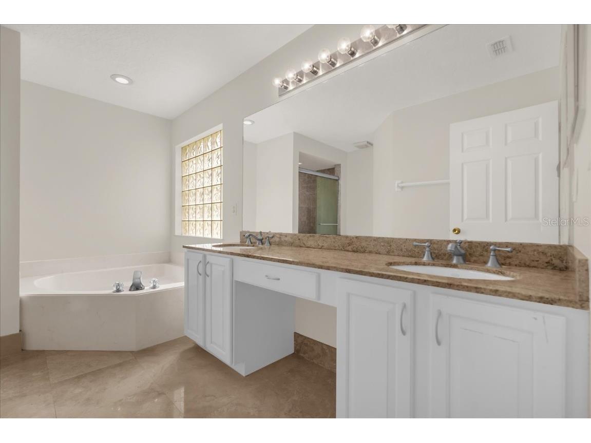 10218 Facet Court Orlando FL 32836 O6345431 image12