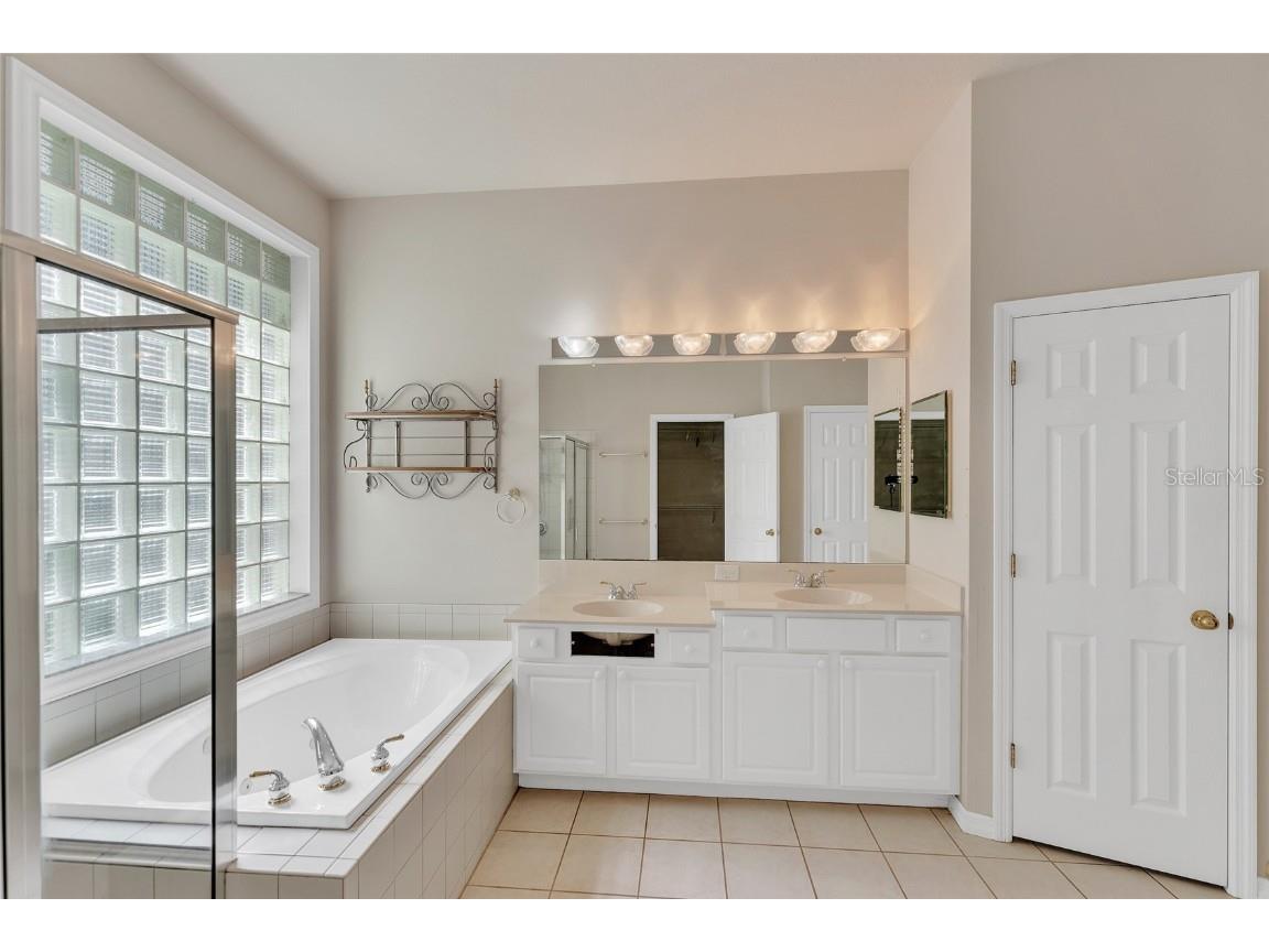 10218 Shadow Branch Drive Tampa FL 33647 TB8446971 image26