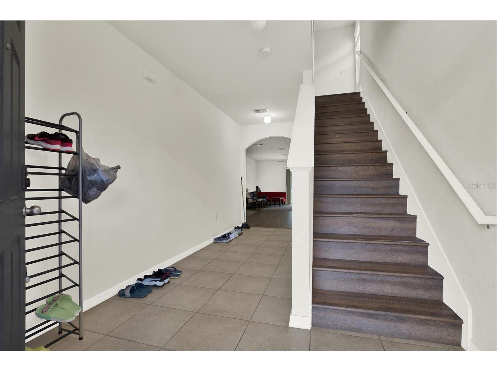 10219 Hawk Storm Avenue Tampa FL 33610 TB8487653 image3