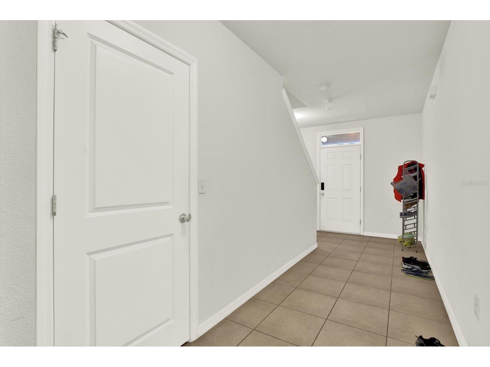 10219 Hawk Storm Avenue Tampa FL 33610 TB8487653 image4