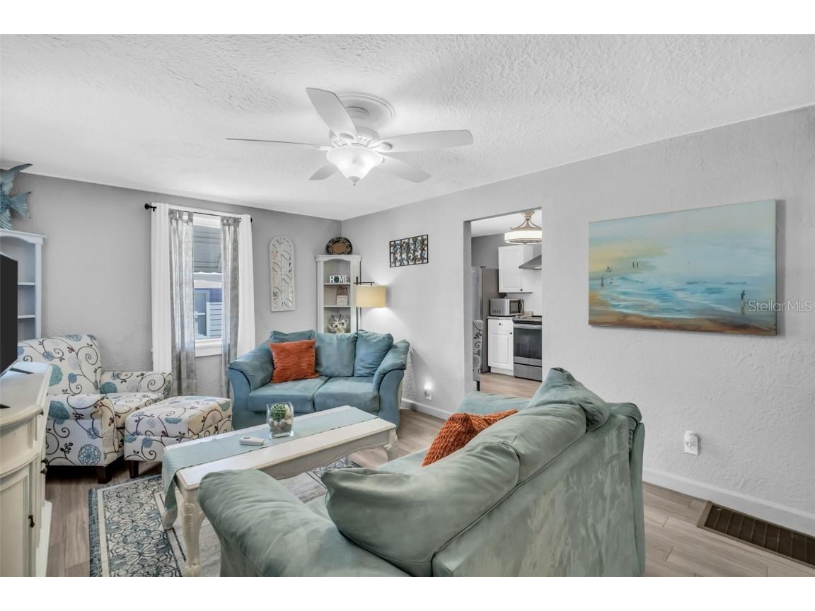 1022 10th Avenue N Saint Petersburg FL 33705 TB8437749 image11