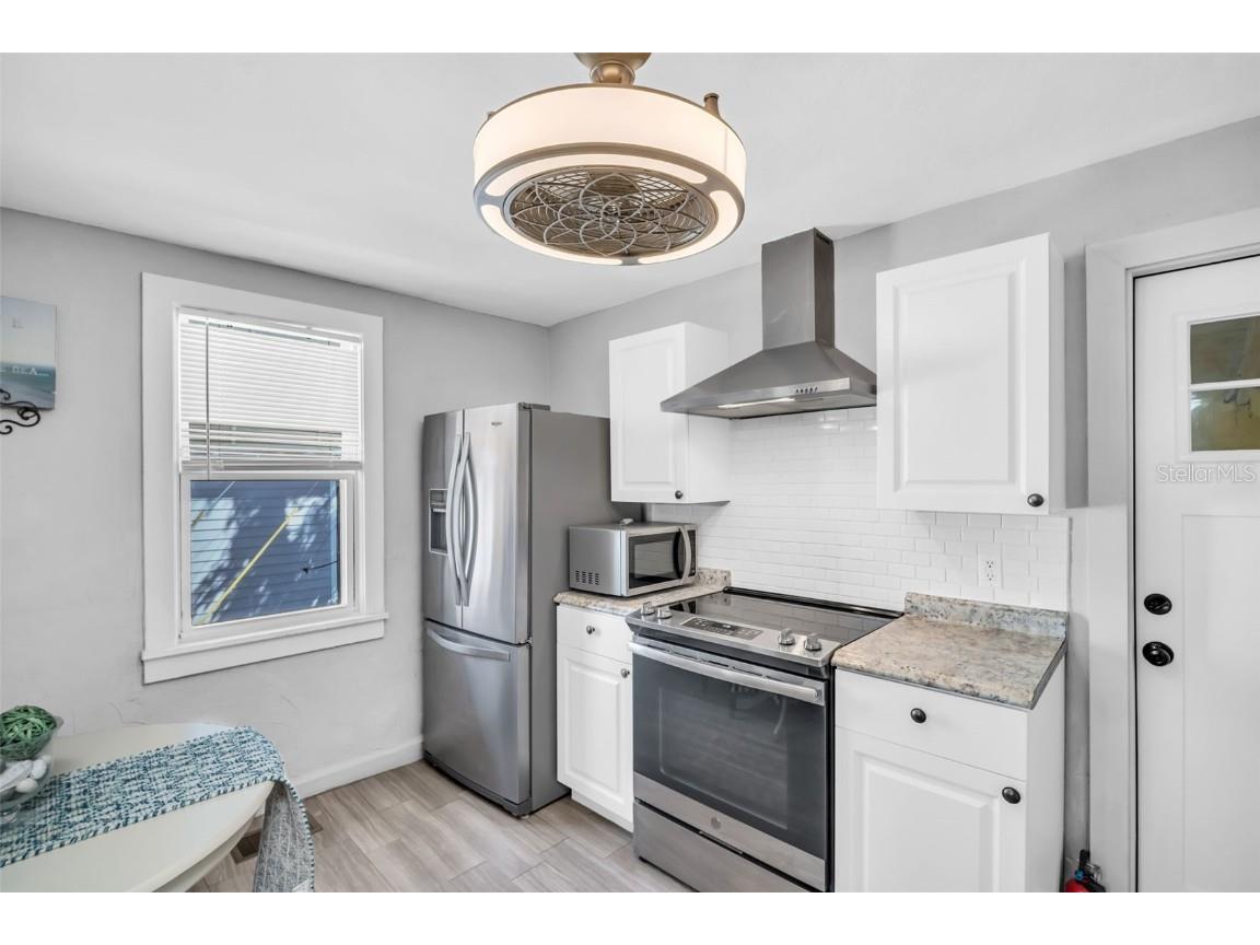 1022 10th Avenue N Saint Petersburg FL 33705 TB8437749 image13