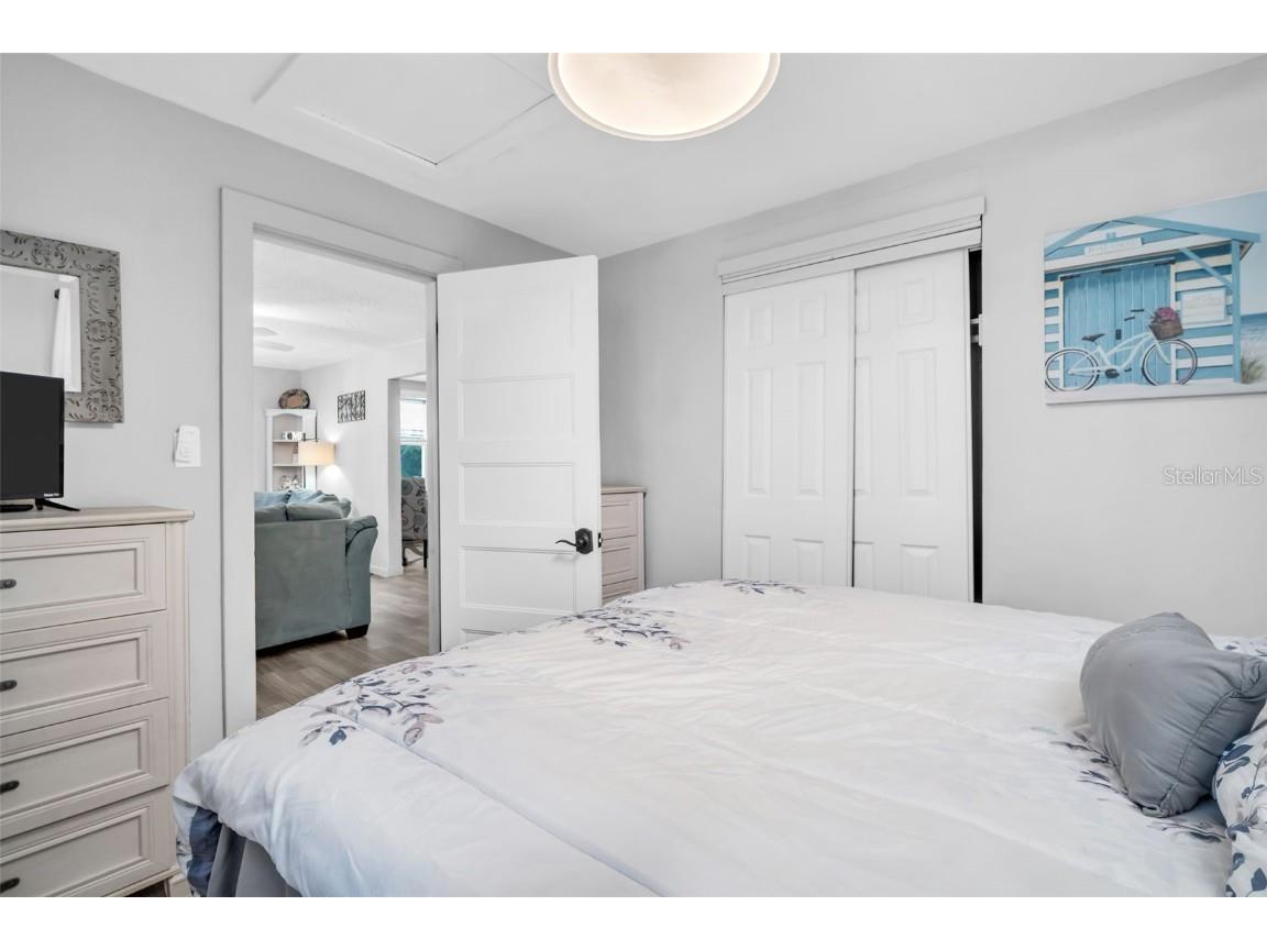 1022 10th Avenue N Saint Petersburg FL 33705 TB8437749 image18