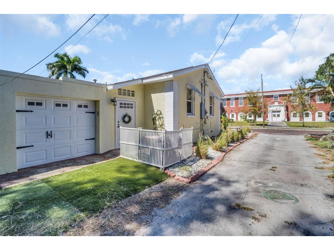 1022 10th Avenue N Saint Petersburg FL 33705 TB8437749 image26