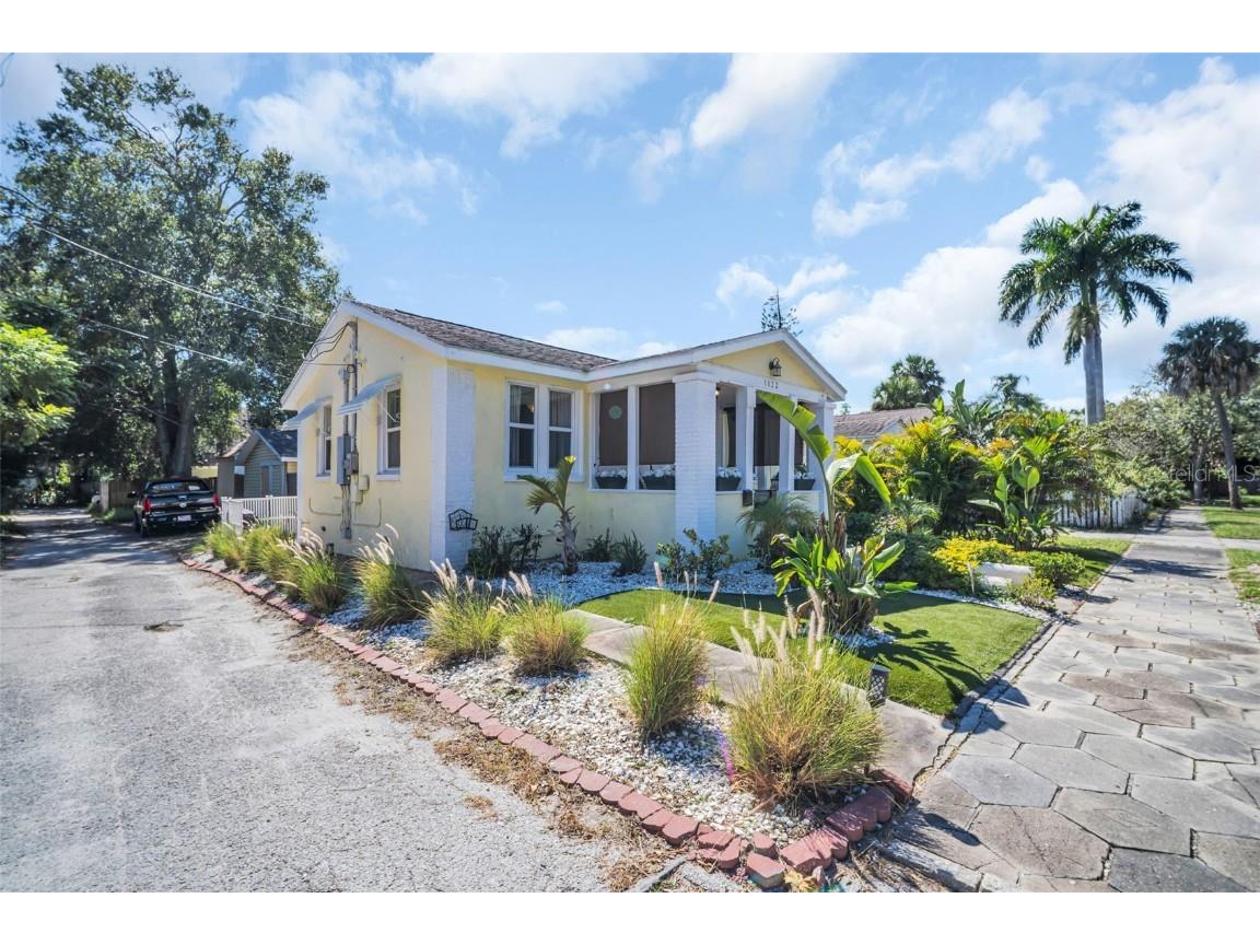 1022 10th Avenue N Saint Petersburg FL 33705 TB8437749 image5