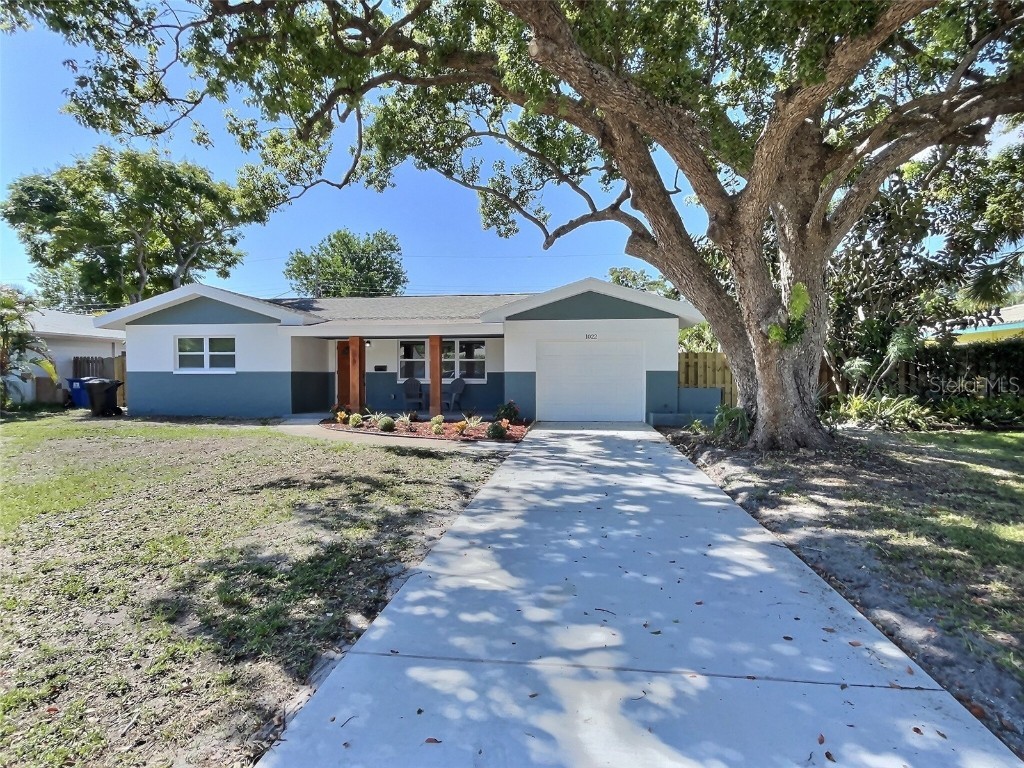 1022 63rd Avenue S Saint Petersburg FL 33705 U8212974 image1