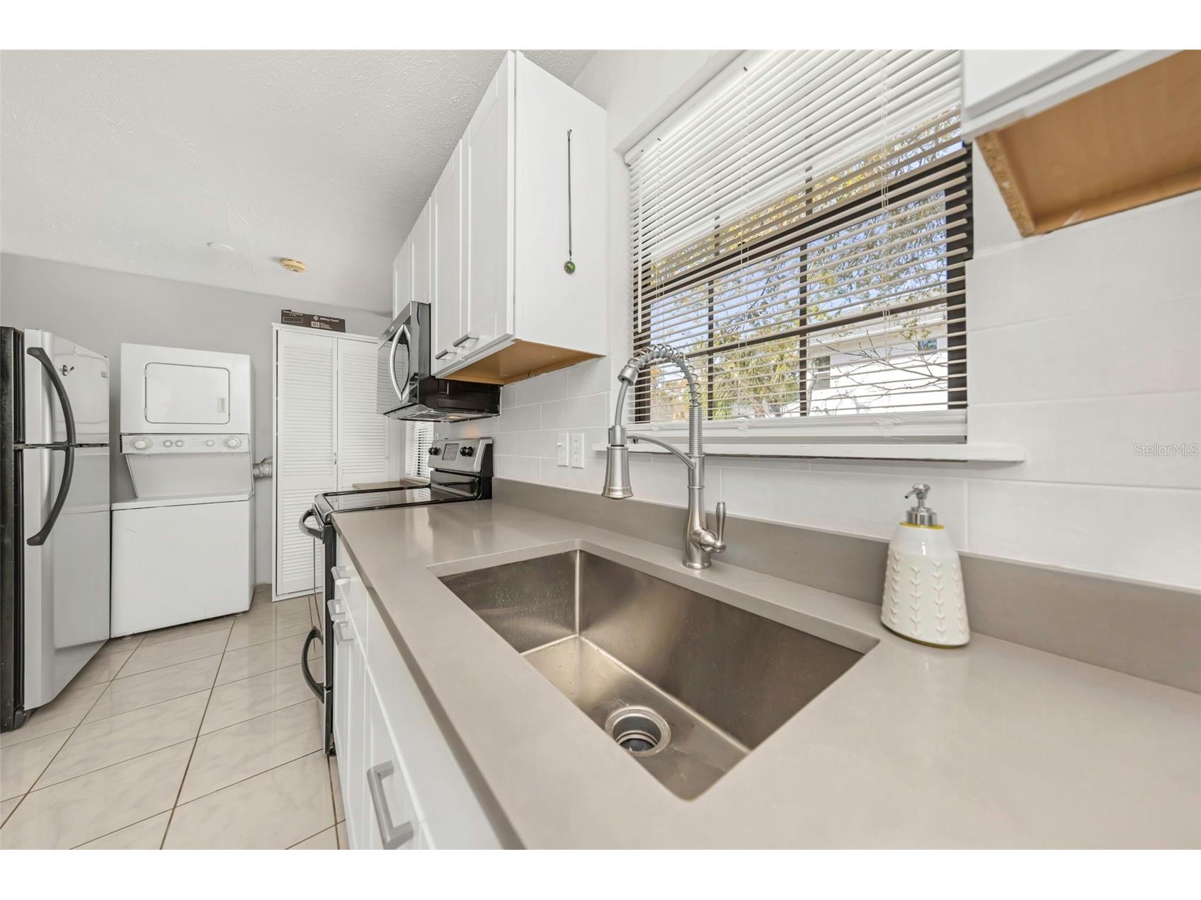 1022 8th Street N Saint Petersburg FL 33701 TB8485809 image11