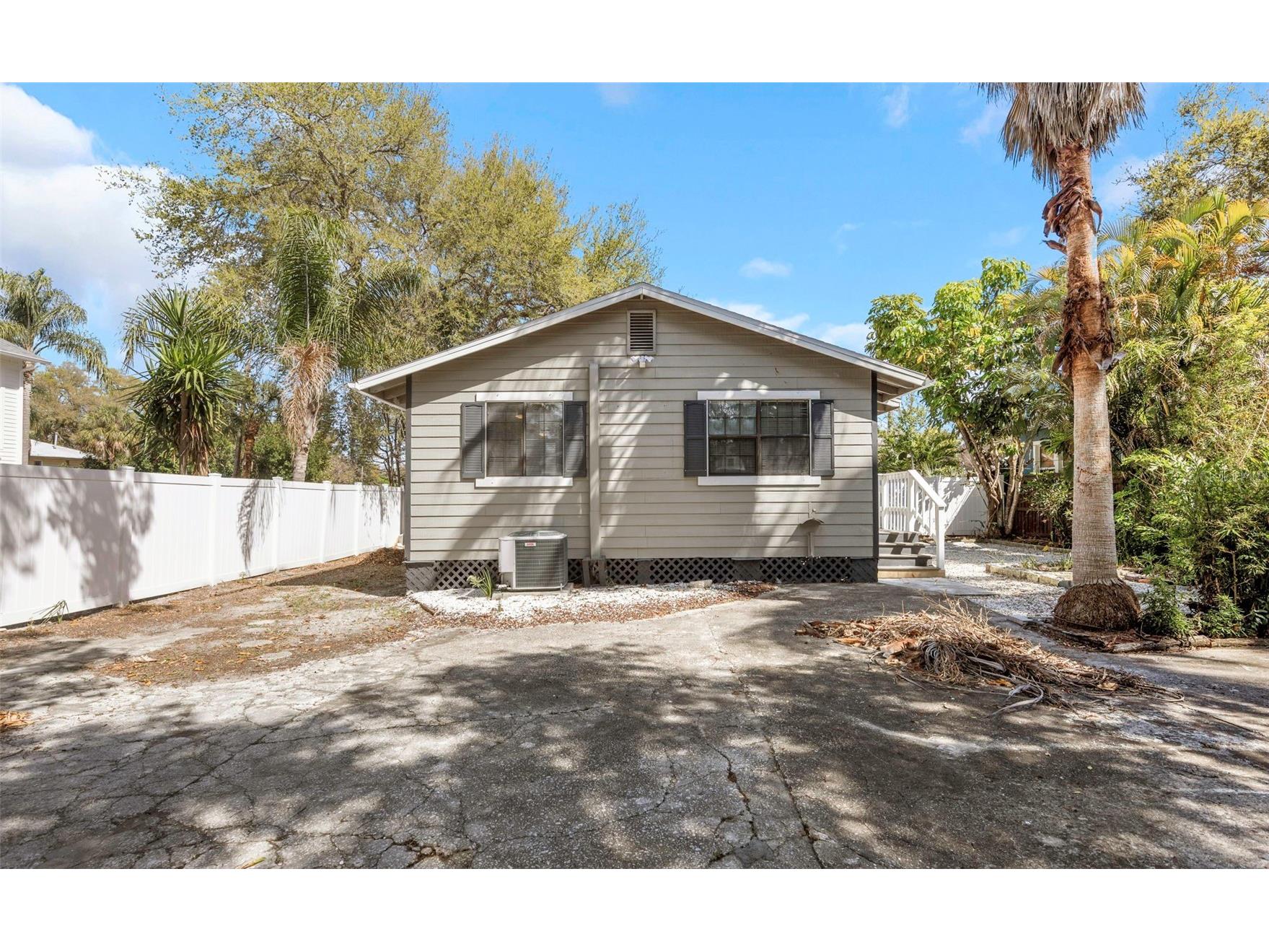 1022 8th Street N Saint Petersburg FL 33701 TB8485809 image29