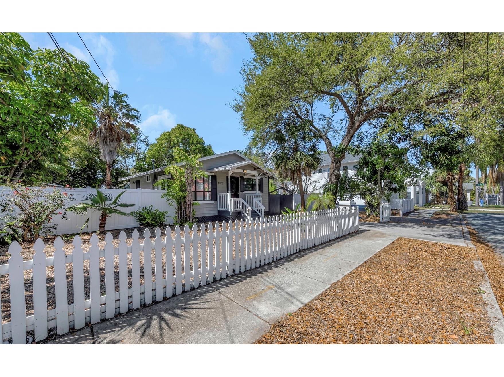 1022 8th Street N Saint Petersburg FL 33701 TB8485809 image3