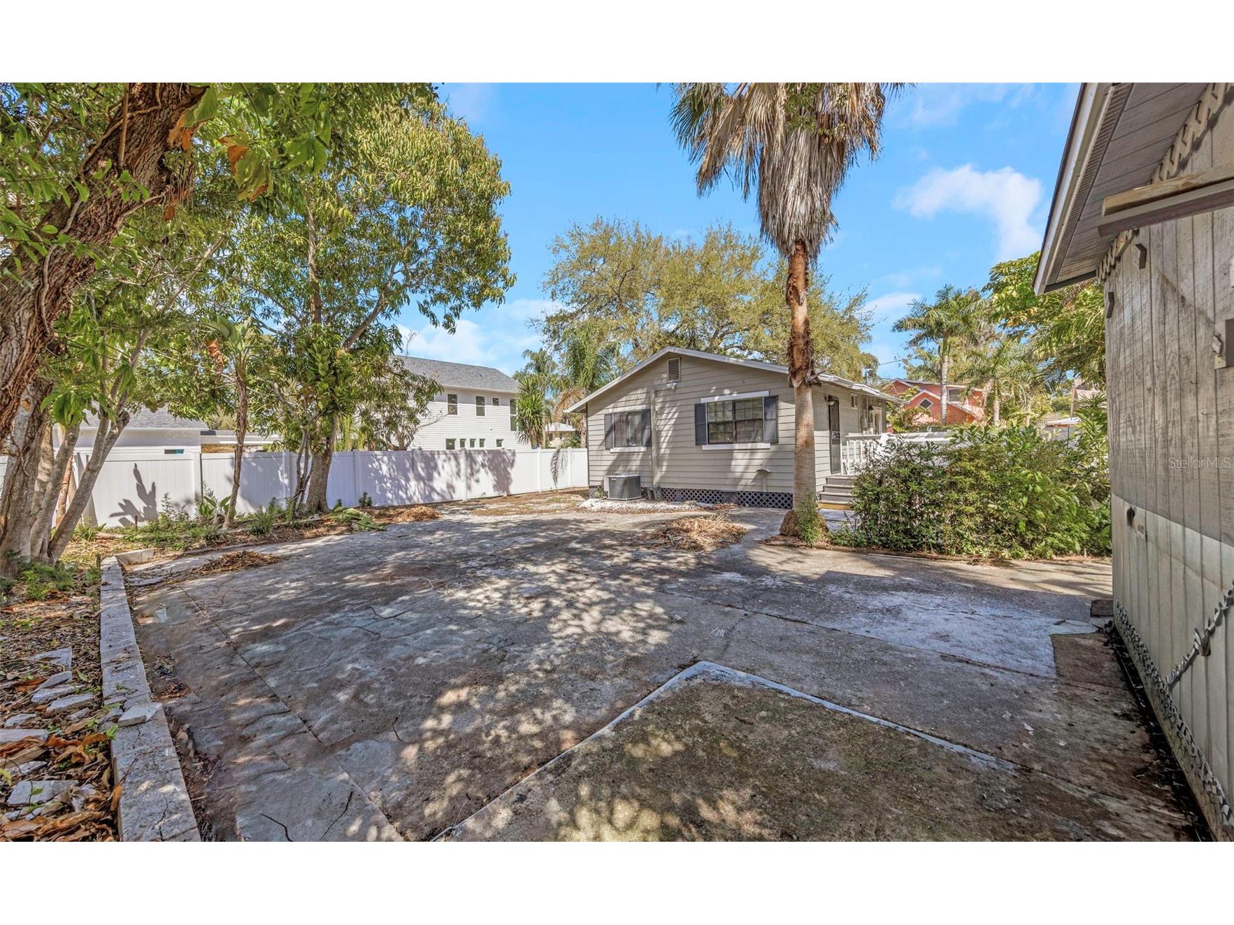 1022 8th Street N Saint Petersburg FL 33701 TB8485809 image30