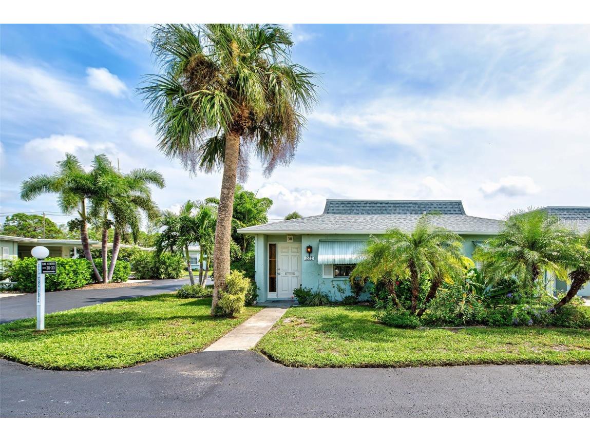 1022 Beach Manor Center #30 Venice FL 34285 N6129038 image1