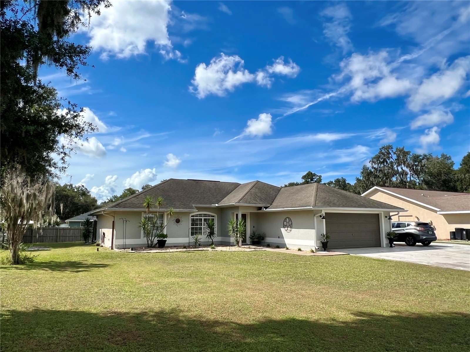 1022 Cr 463b Lake Panasoffkee FL 33538 G5103049 image1