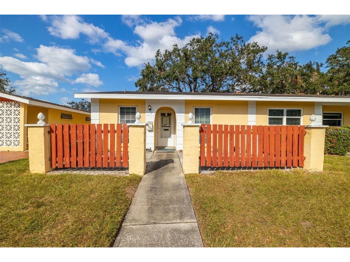 1022 De Soto Drive Dunedin FL 34698 A4639610 image1
