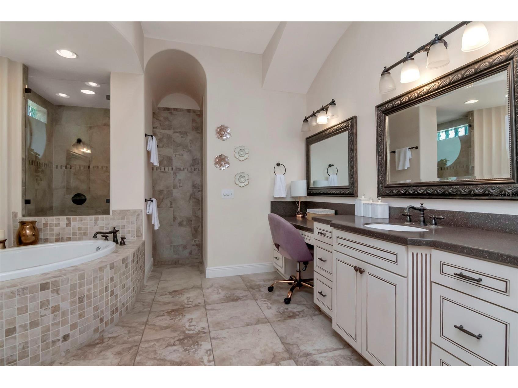 1022 Emerald Creek Drive Valrico FL 33596 TB8484278 image46