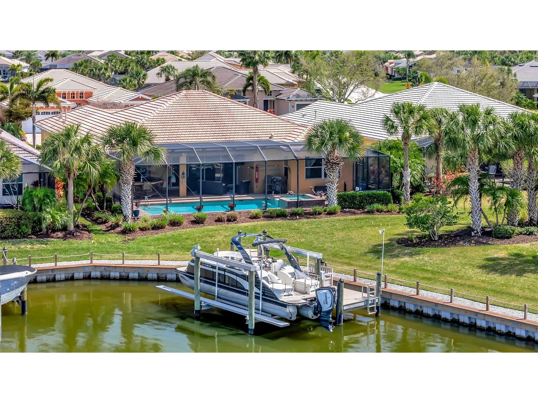 1022 Kestrel Court Bradenton FL 34208 TB8485331 image1