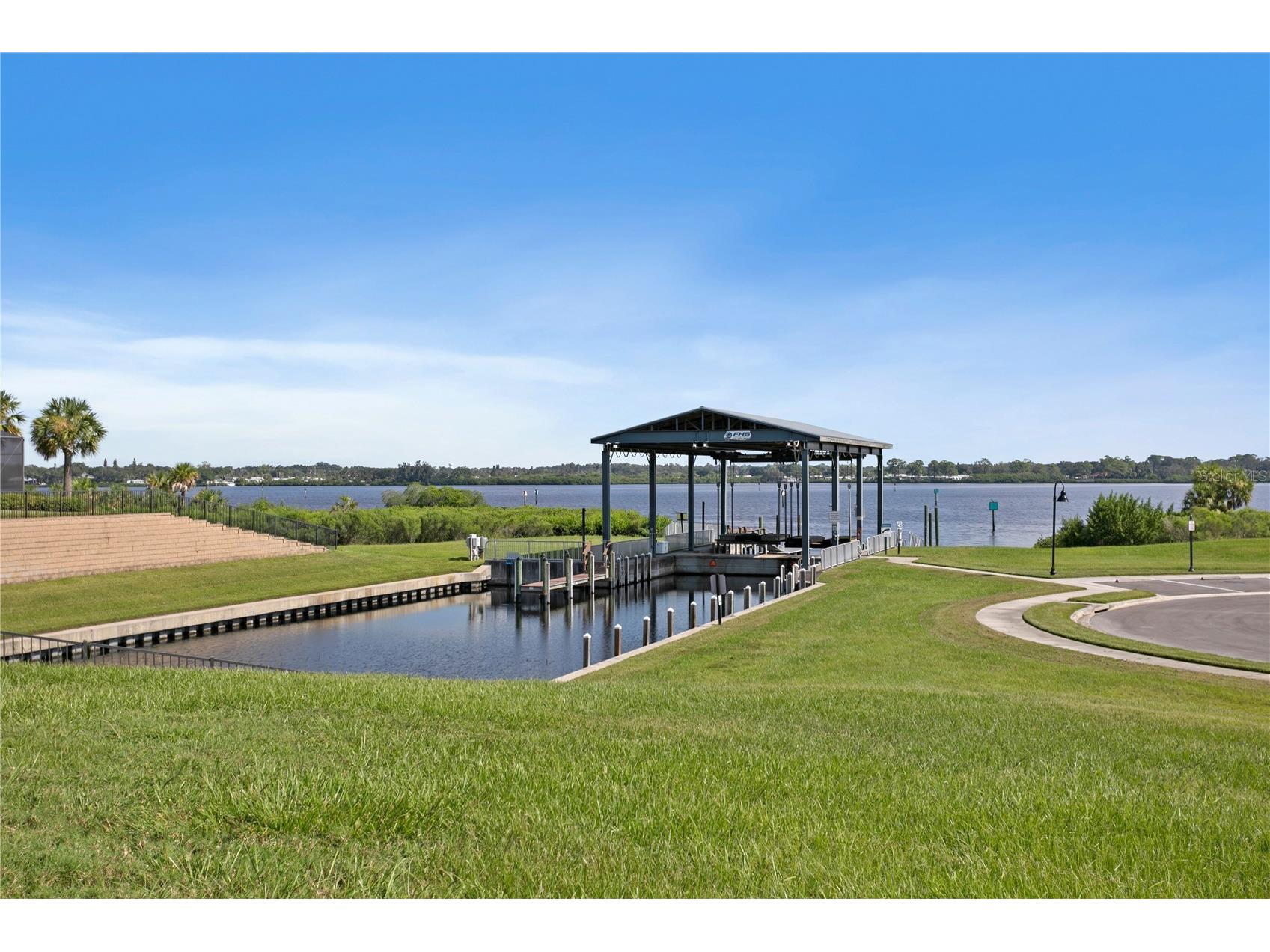 1022 Kestrel Court Bradenton FL 34208 TB8485331 image98