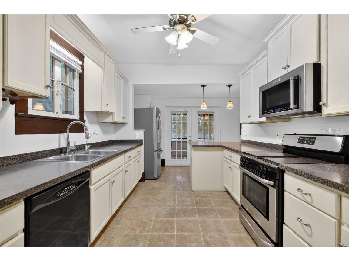 1022 N Donnelly Street Mount Dora FL 32757 G5105149 image9