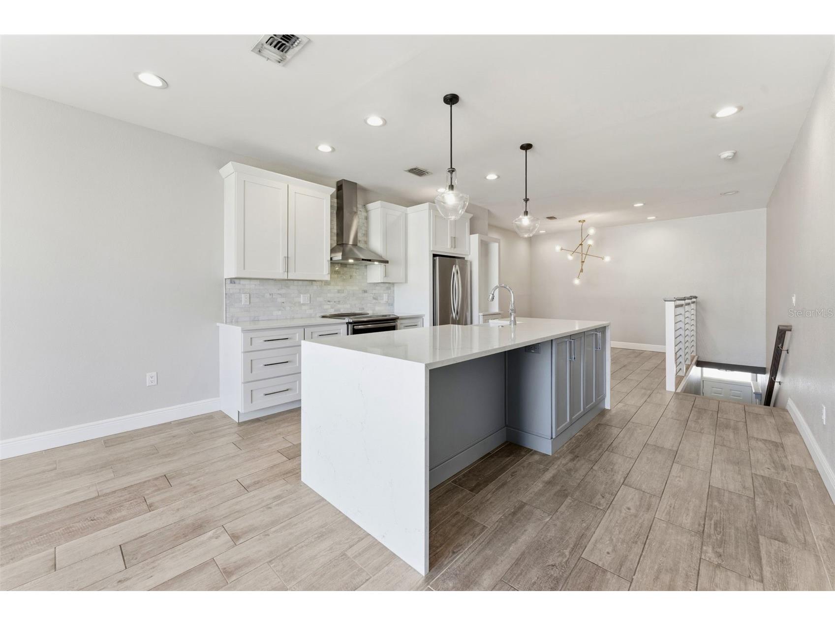 1022 Normandy Trace Road Tampa FL 33602 TB8499688 image3