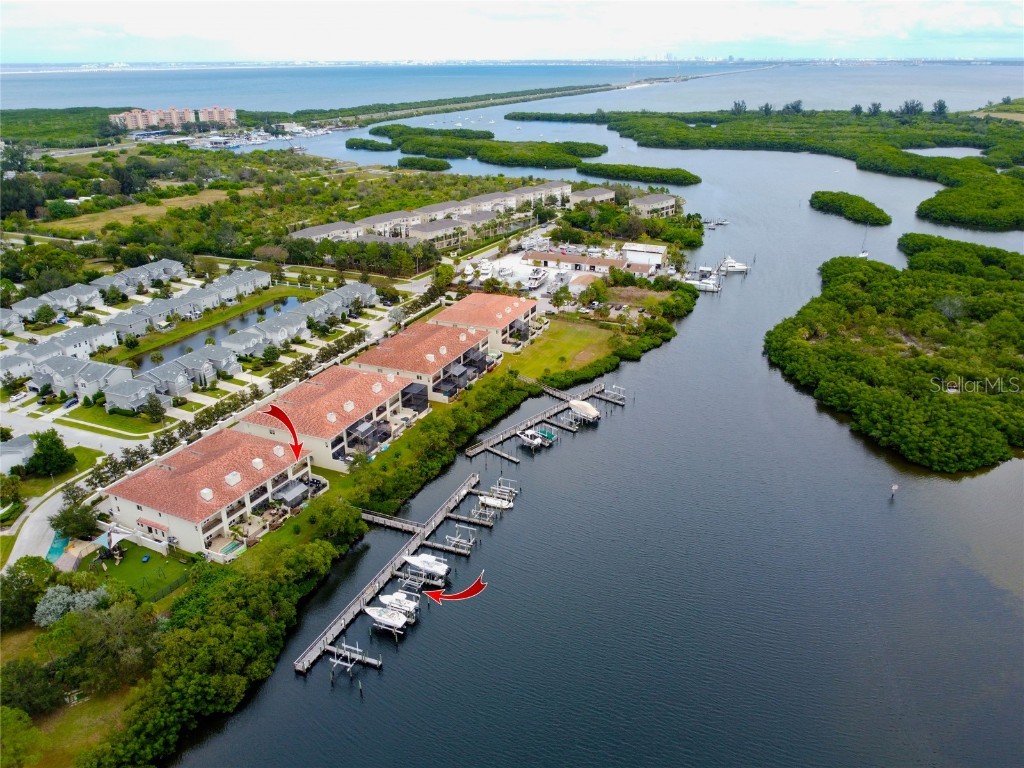 1022 Paseo Del Rio NE Saint Petersburg FL 33702 - MASTERS BAYOU U8224959 image1