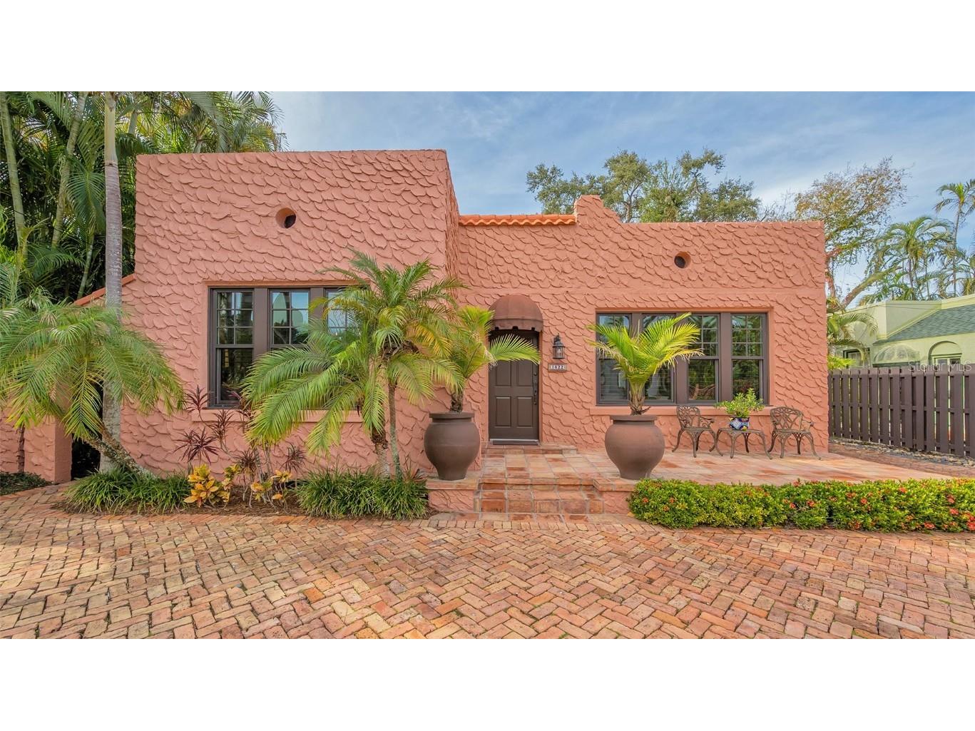 1022 S Osprey Avenue Sarasota FL 34236 A4593540 image1