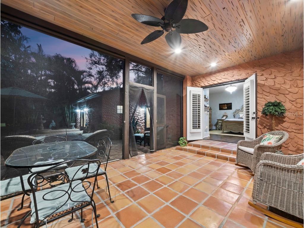 1022 S Osprey Avenue Sarasota FL 34236 A4666624 image12