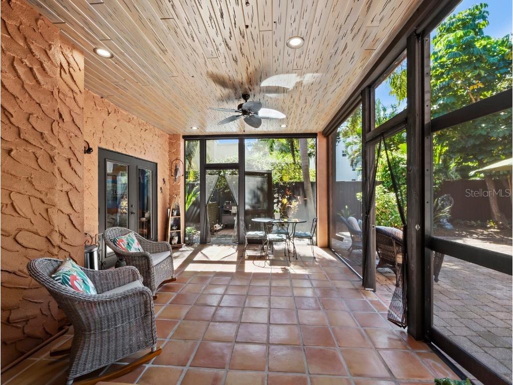 1022 S Osprey Avenue Sarasota FL 34236 A4666624 image19