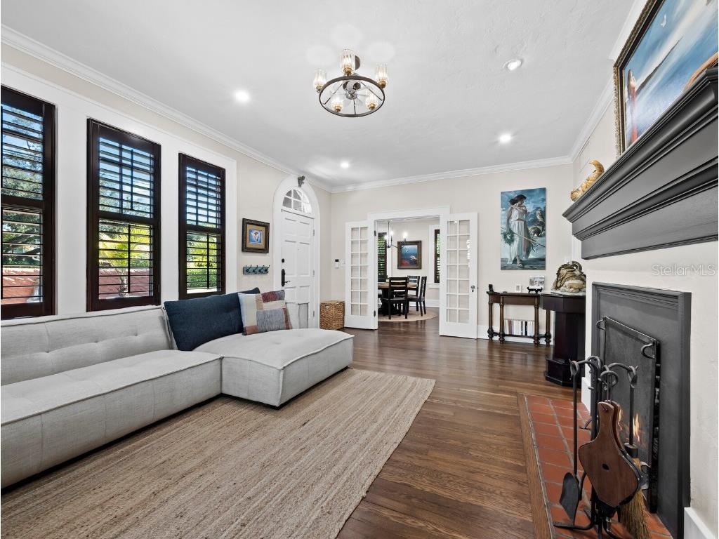 1022 S Osprey Avenue Sarasota FL 34236 A4666624 image4