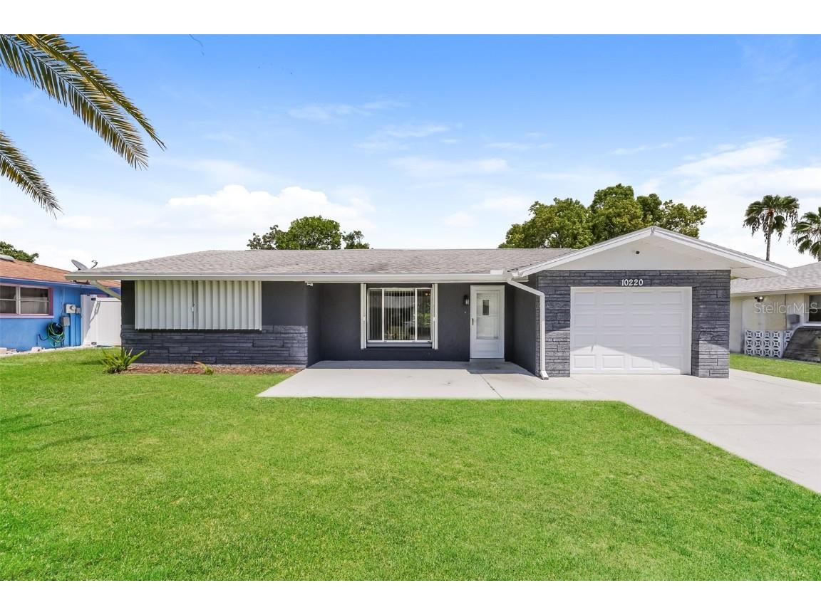 10220 Oak Hill Drive Port Richey FL 34668 O6242447 image1