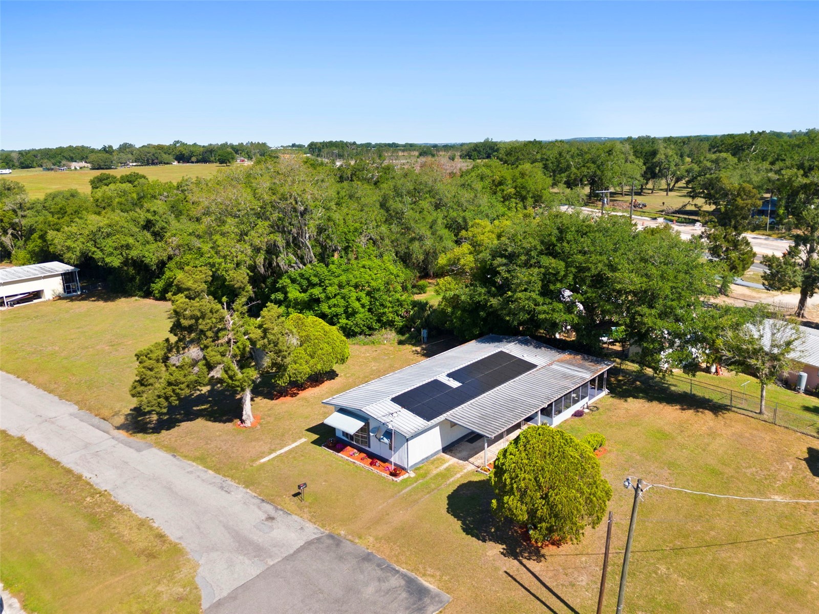 10220 Wellington Avenue Dade City FL 33525 W7885127 image3