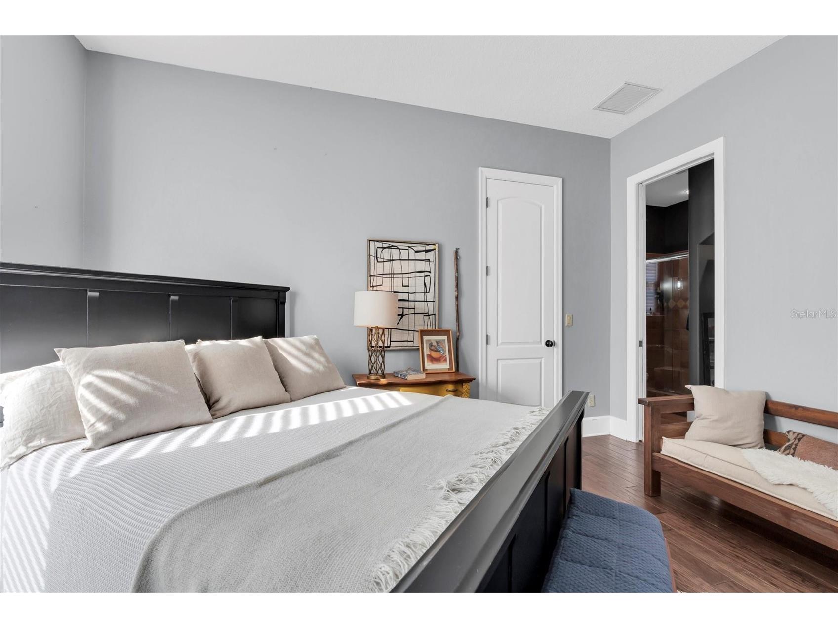 10221 Golden Eagle Drive Largo FL 33778 TB8449445 image48