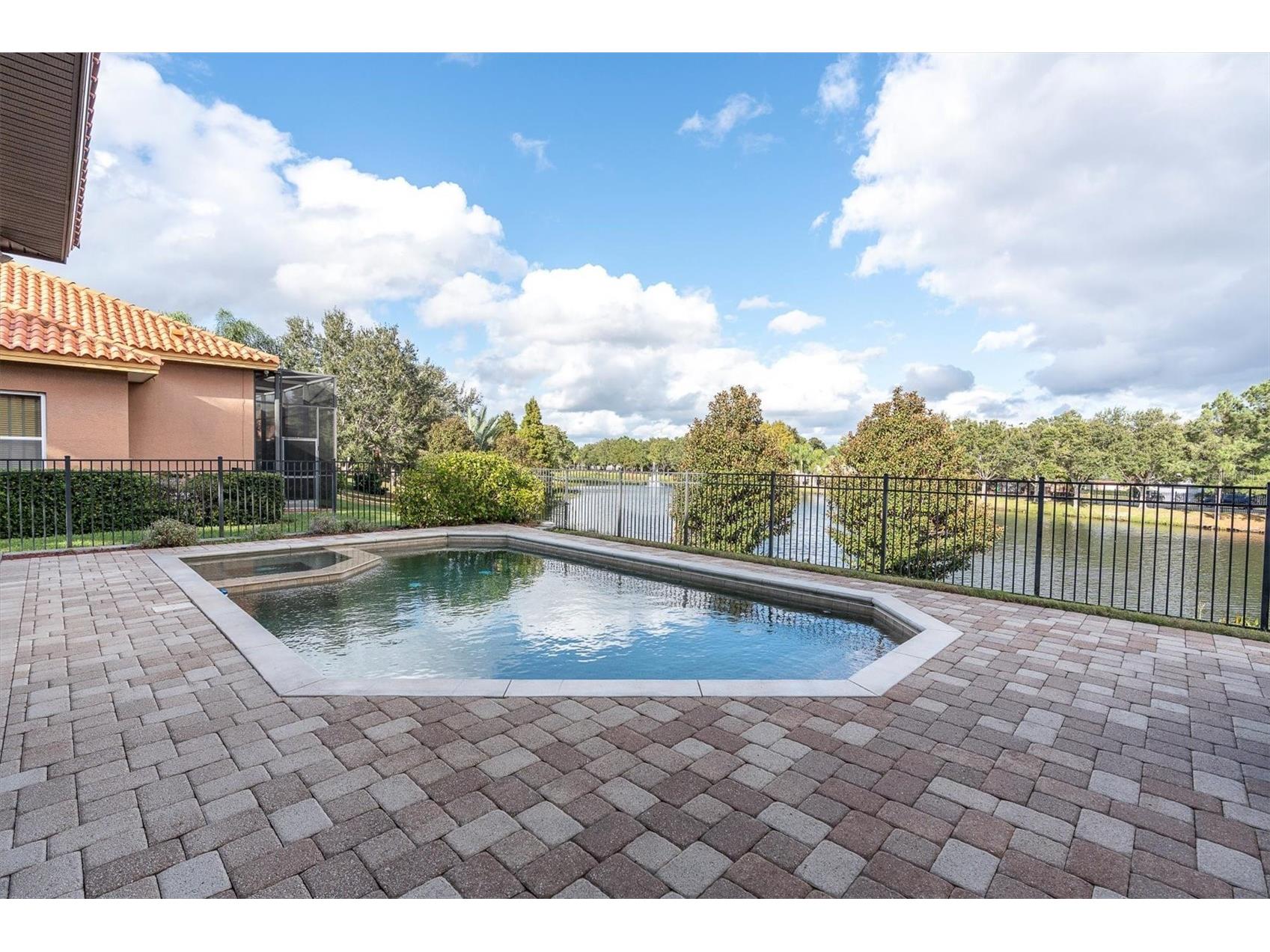 10221 Golden Eagle Drive Largo FL 33778 TB8449445 image67