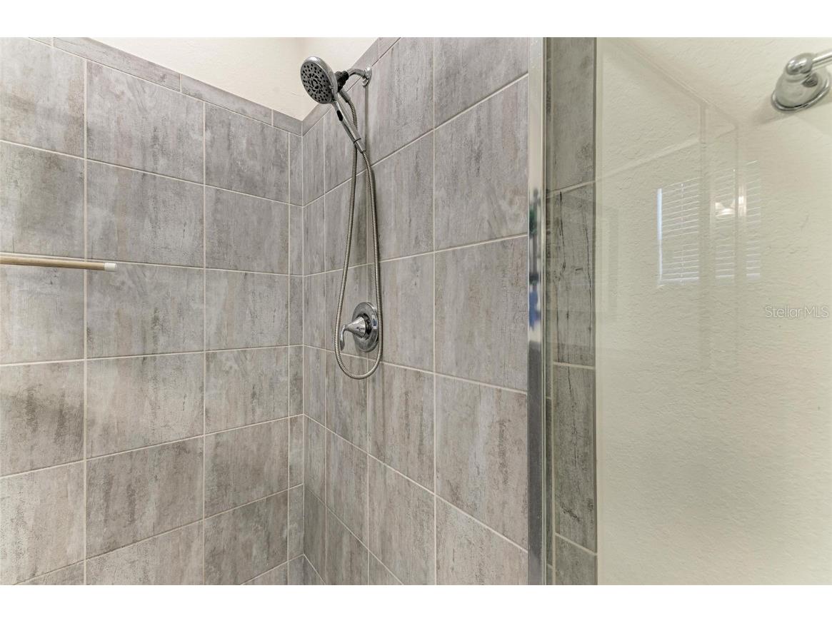 10221 Loch Lomond Drive Bradenton FL 34211 A4665953 image28