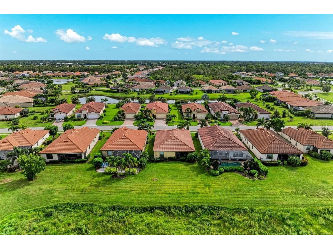 10221 Loch Lomond Drive Bradenton FL 34211 A4665953 image4