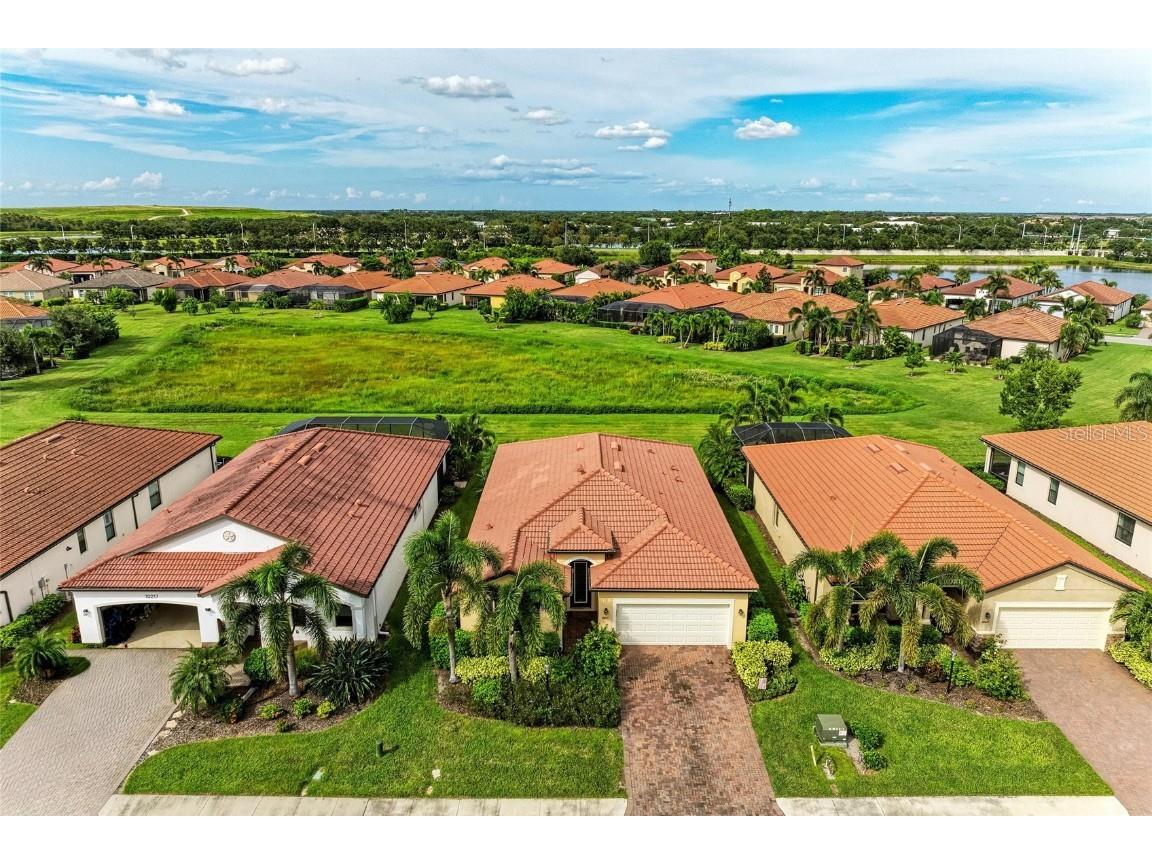 10221 Loch Lomond Drive Bradenton FL 34211 A4665953 image42