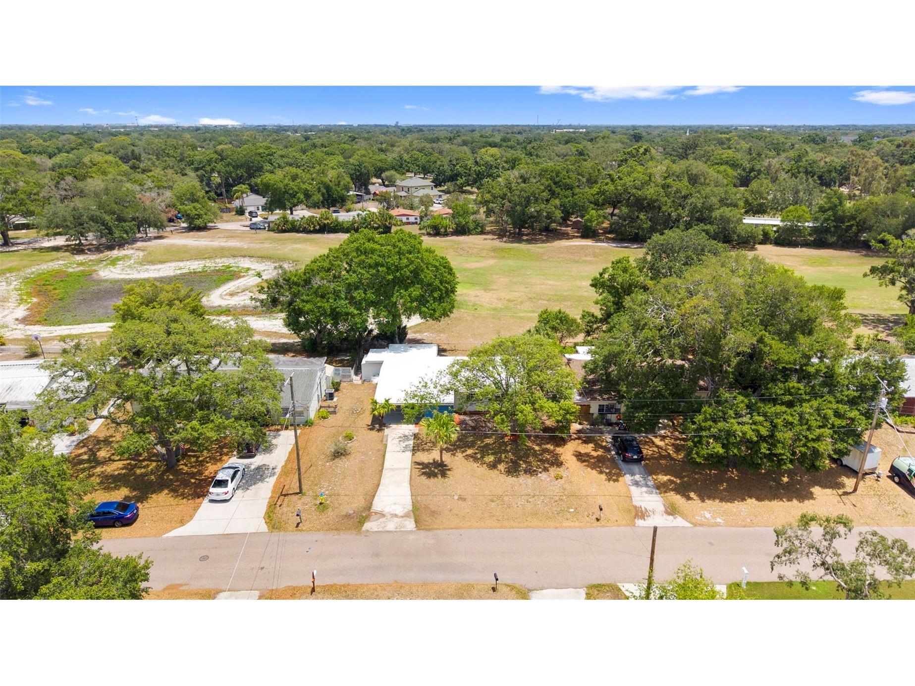 10221 N Fleetwood Drive Tampa FL 33612 TB8510927 image3
