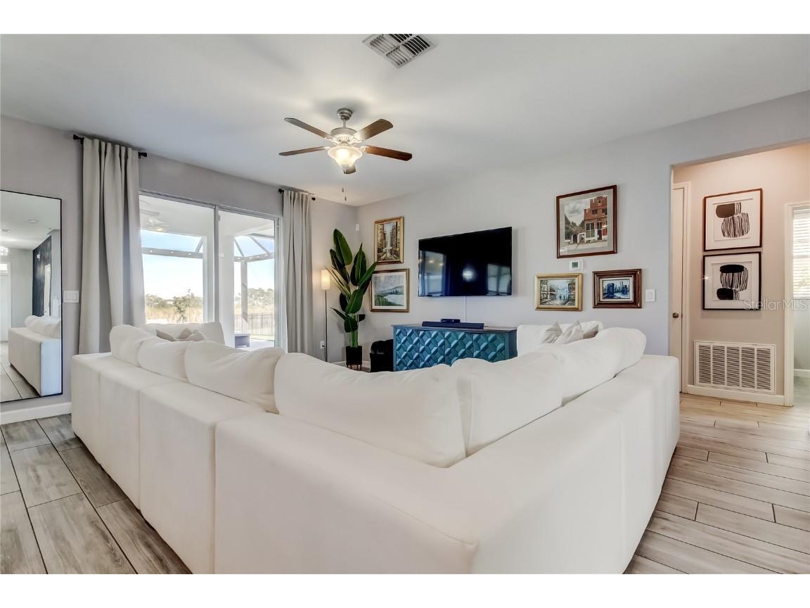 10222 Count Fleet Drive Ruskin FL 33573 TB8457445 image25