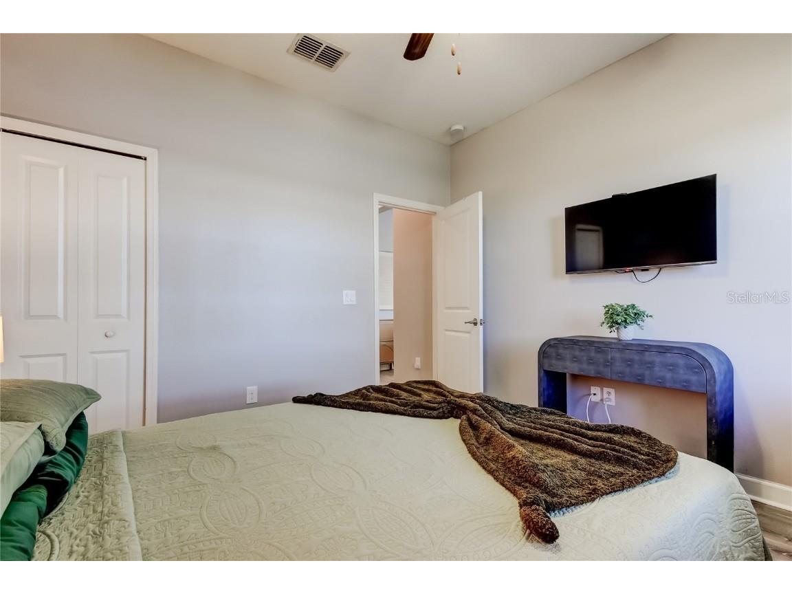 10222 Count Fleet Drive Ruskin FL 33573 TB8457445 image28