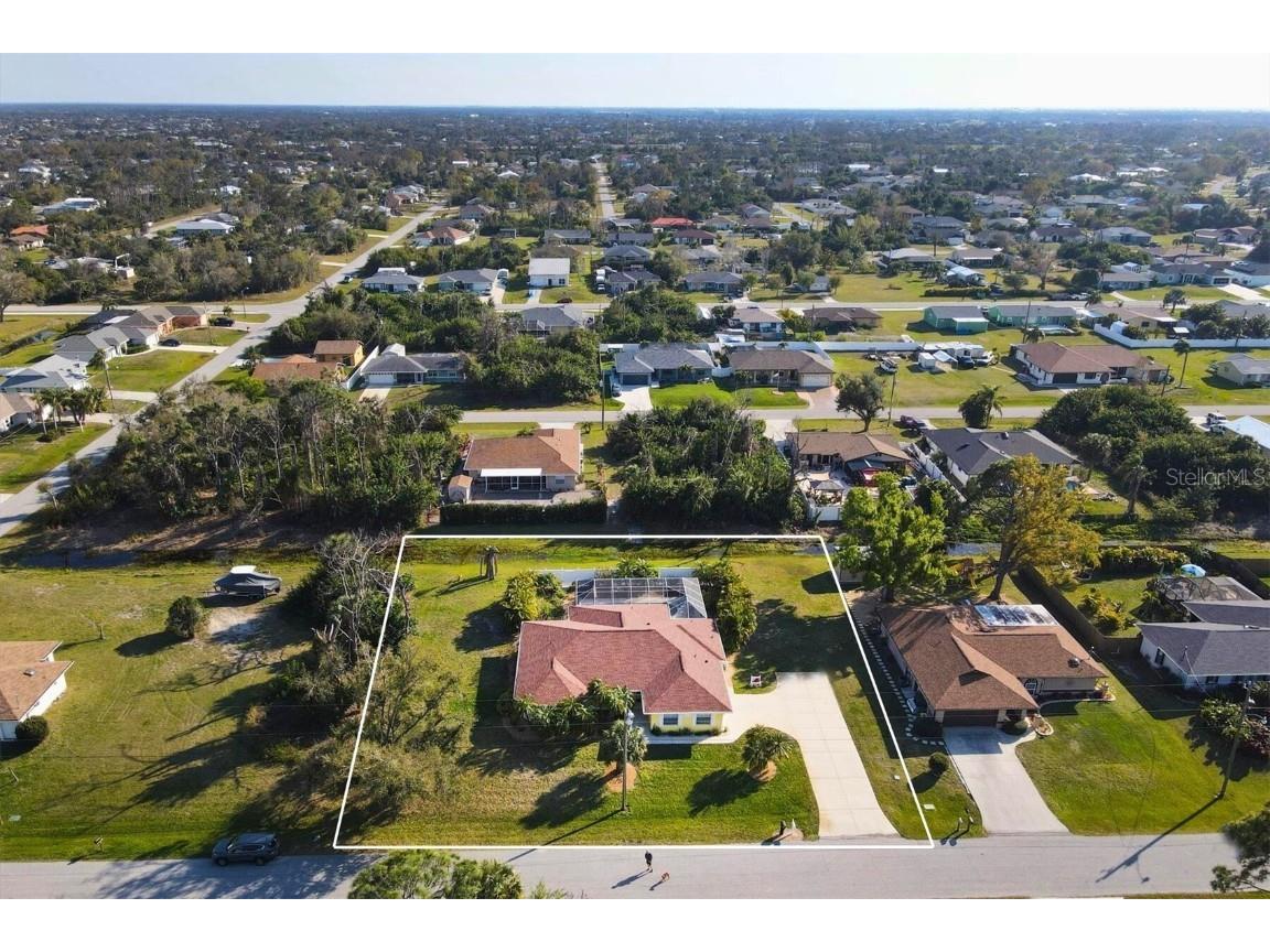 10225 Barker Avenue Englewood FL 34224 D6135148 image1