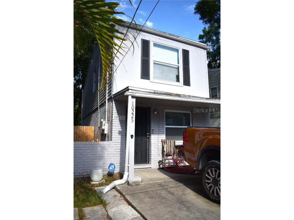 10225 N Ojus Drive Tampa FL 33617 T3531604 image1