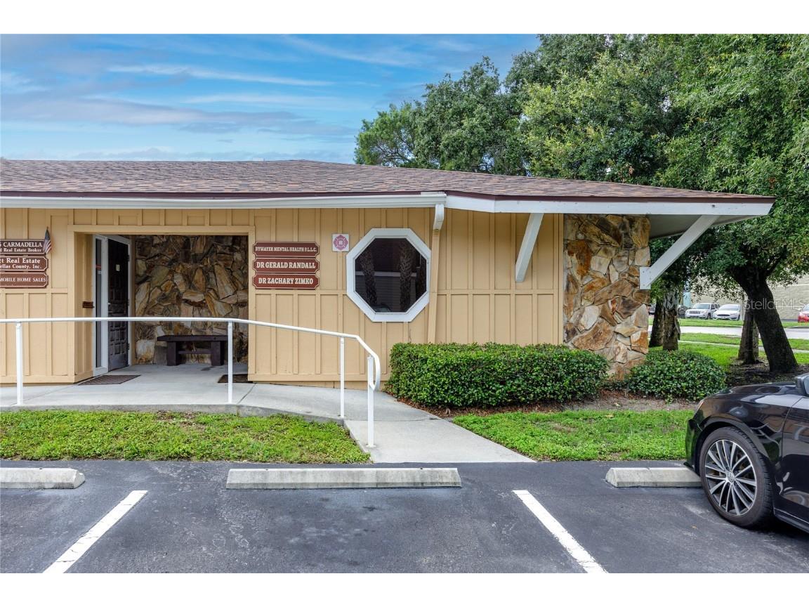 10225 Ulmerton Road #3A Largo FL 33771 U8252325 image1