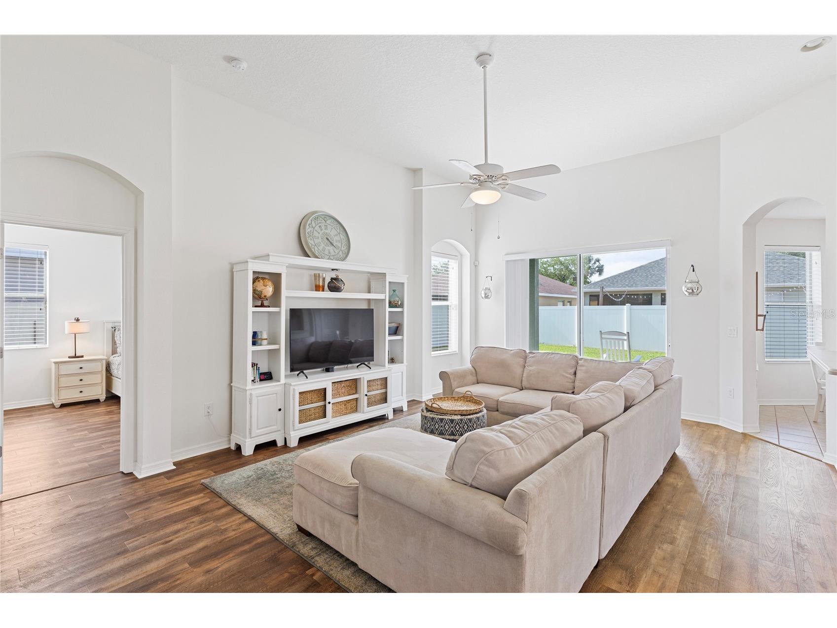 10228 Avelar Ridge Drive Riverview FL 33578 TB8504762 image4