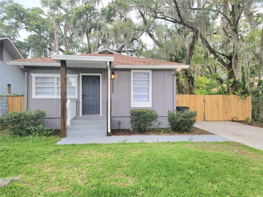1023 Bentley Street Orlando FL 32805 O6116910 image1