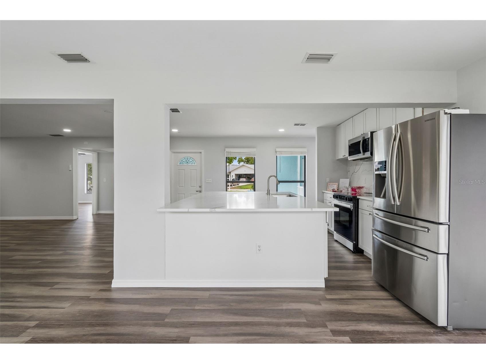 1023 Deer Run Venice FL 34293 TB8485602 image6