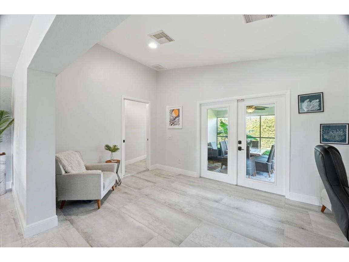 1023 El Valle Avenue Fort Myers FL 33919 A4674485 image11