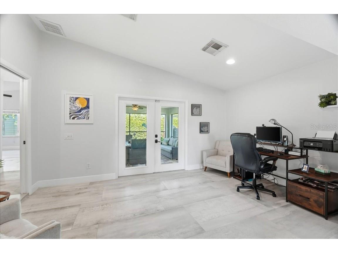 1023 El Valle Avenue Fort Myers FL 33919 A4674485 image19