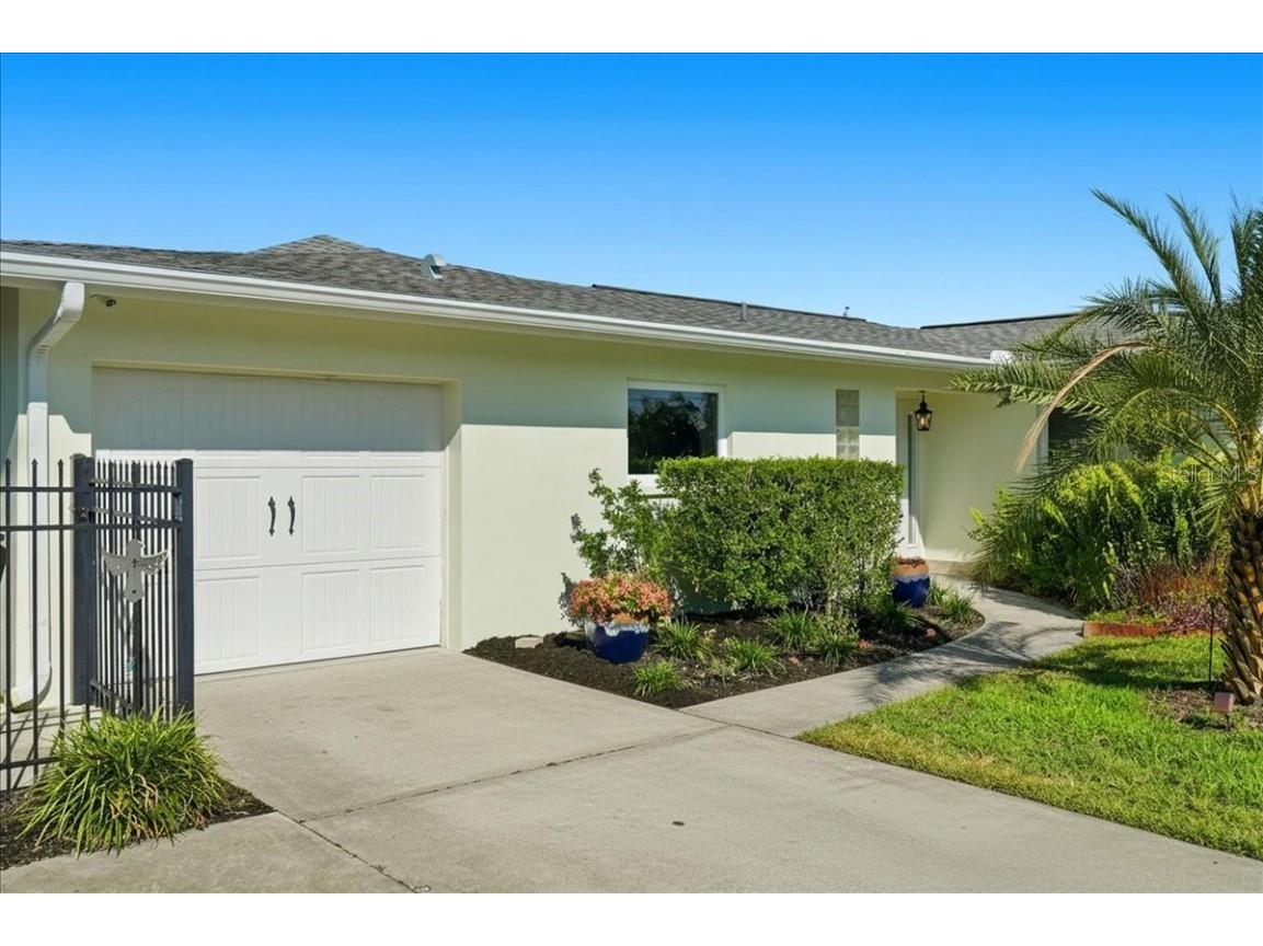 1023 El Valle Avenue Fort Myers FL 33919 A4674485 image2