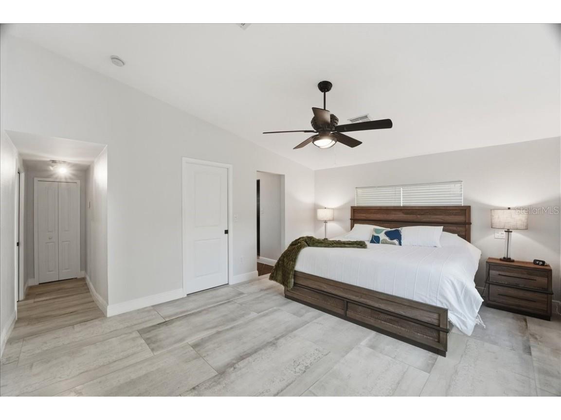 1023 El Valle Avenue Fort Myers FL 33919 A4674485 image21