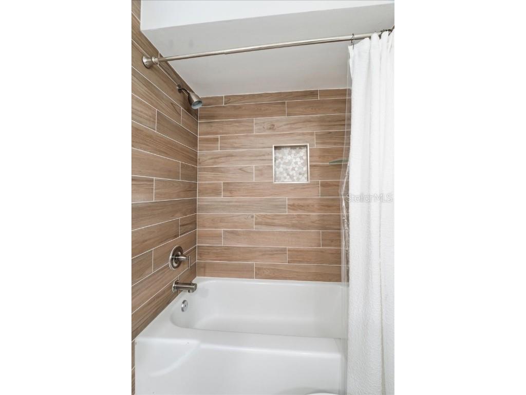 1023 El Valle Avenue Fort Myers FL 33919 A4674485 image28