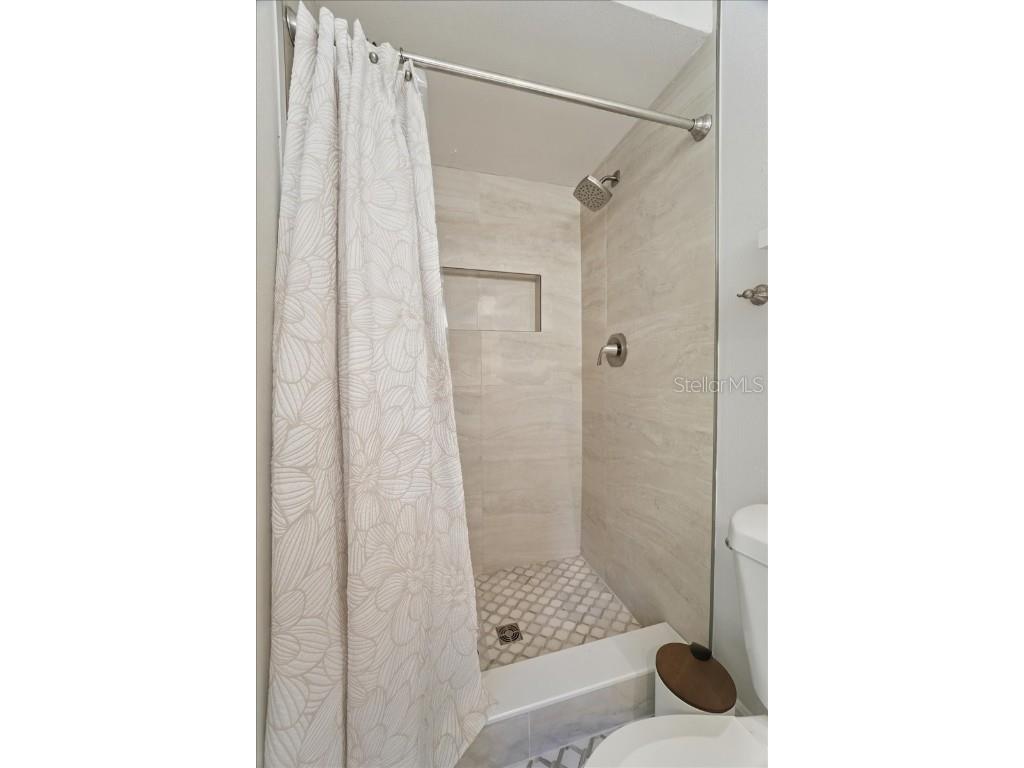 1023 El Valle Avenue Fort Myers FL 33919 A4674485 image34